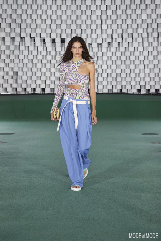 Stella_McCartney_SS22_026