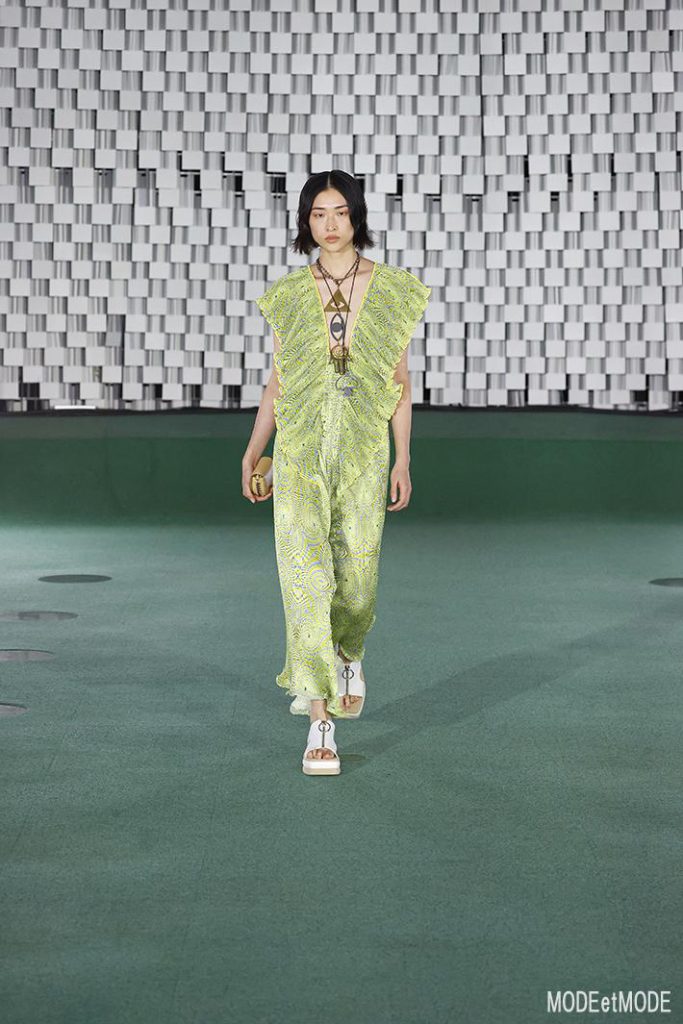 Stella_McCartney_SS22_027