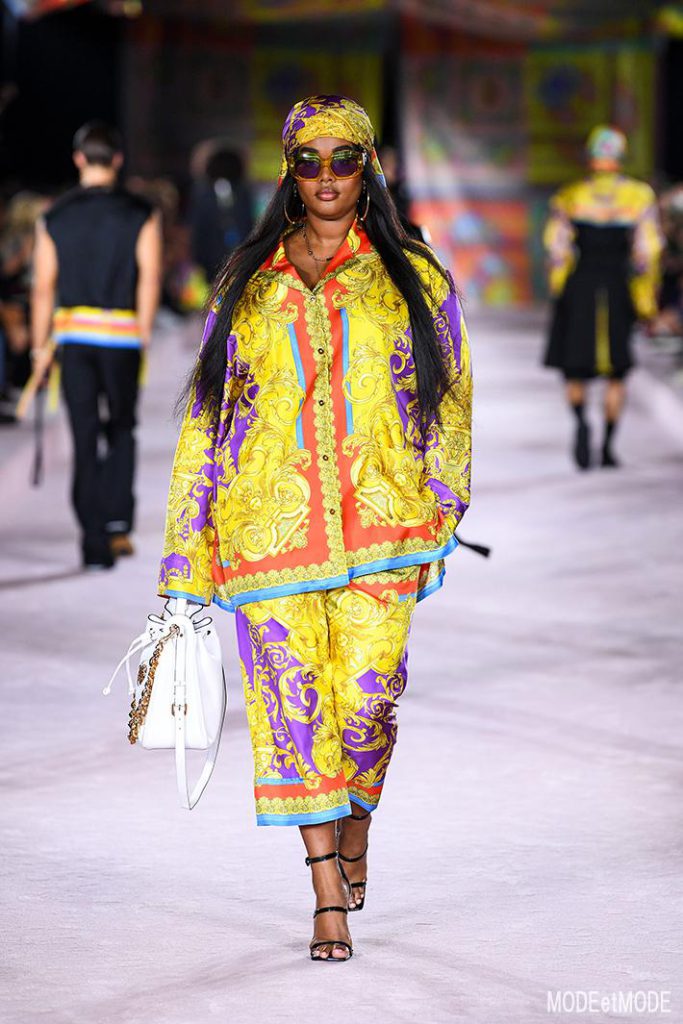 Versace_SS22_012