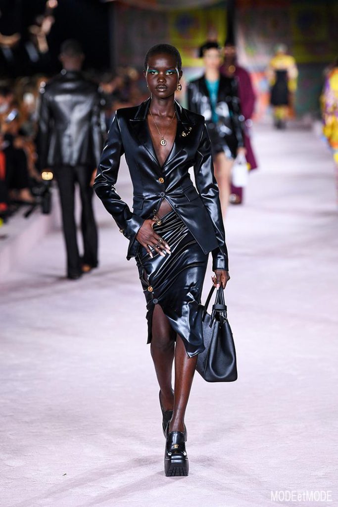Versace_SS22_014