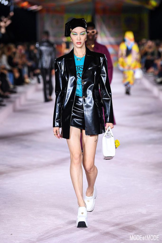 Versace_SS22_015