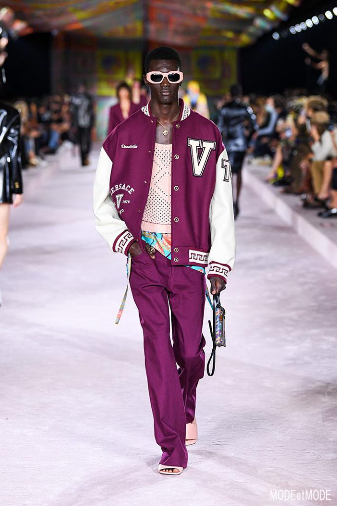 Versace_SS22_017