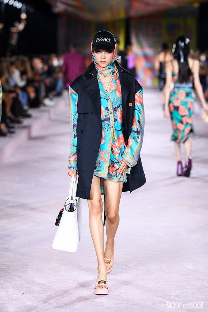 Versace_SS22_024