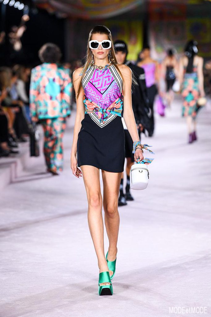 Versace_SS22_025