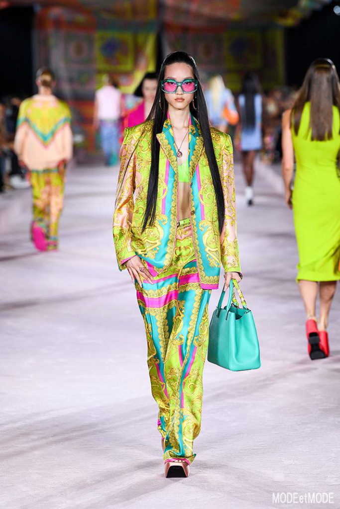 Versace_SS22_047
