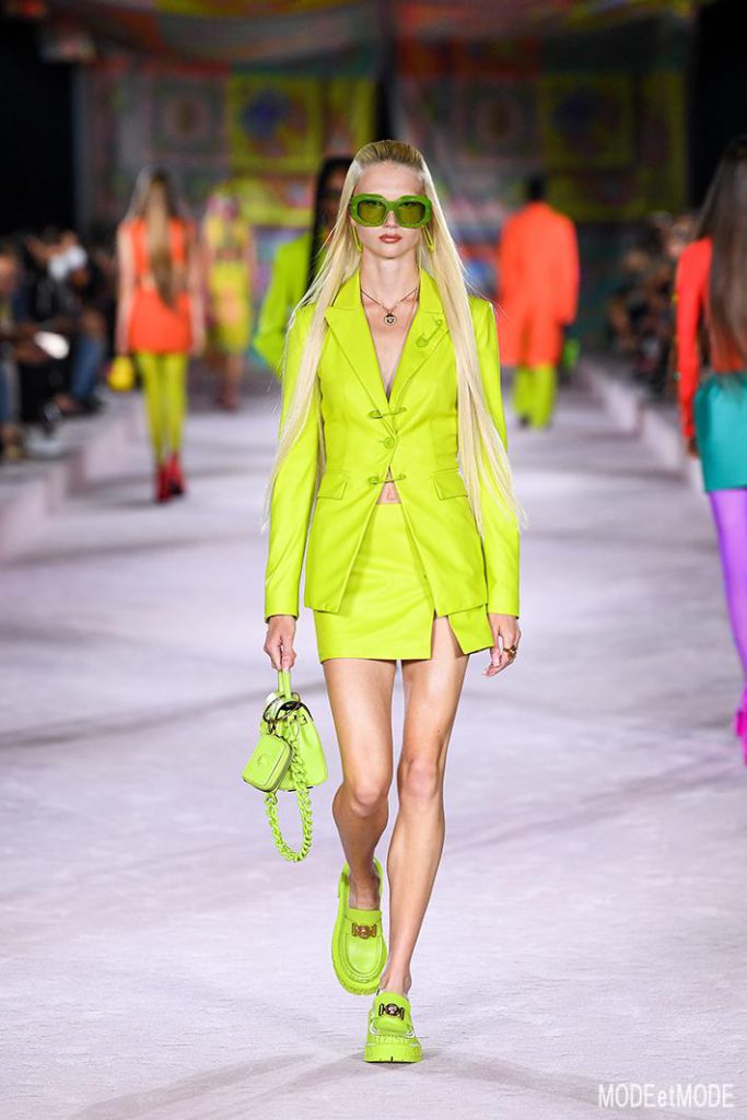 Versace_SS22_054