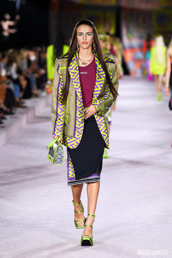 Versace_SS22_058