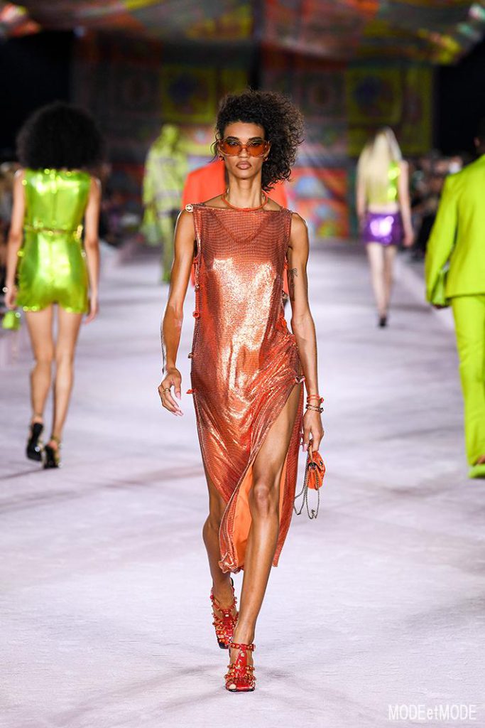 Versace_SS22_065