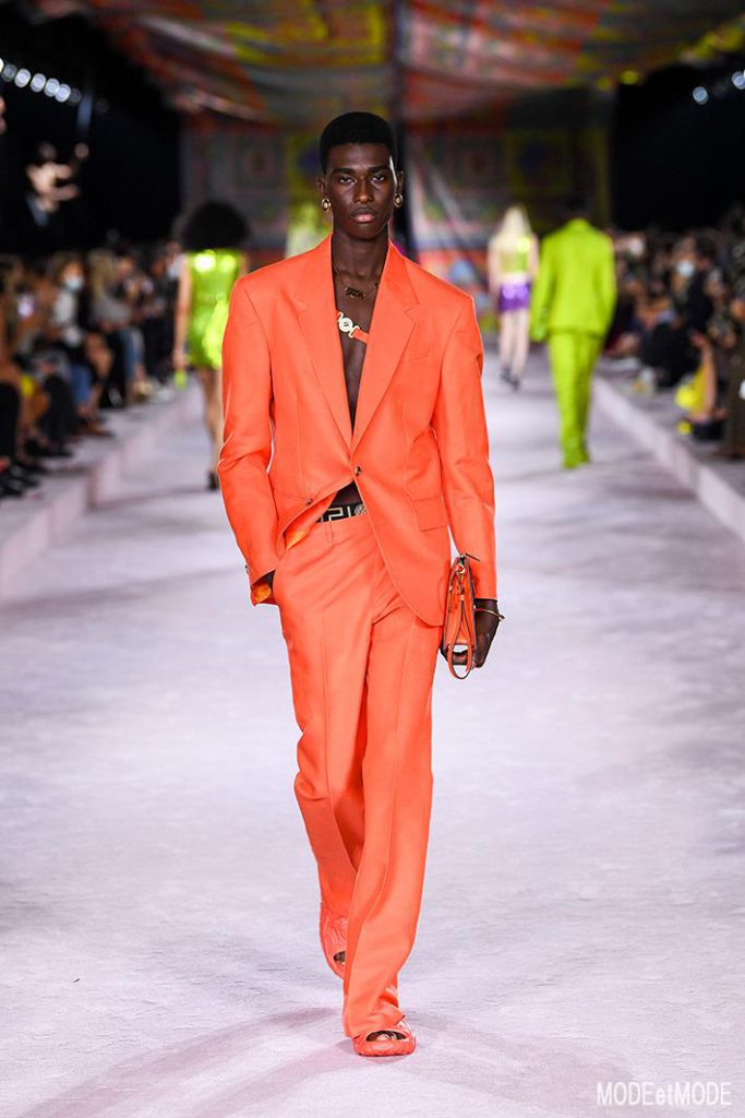 Versace_SS22_066