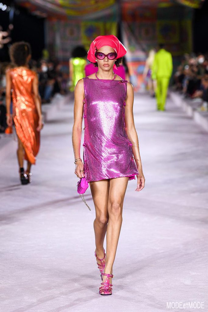 Versace_SS22_067