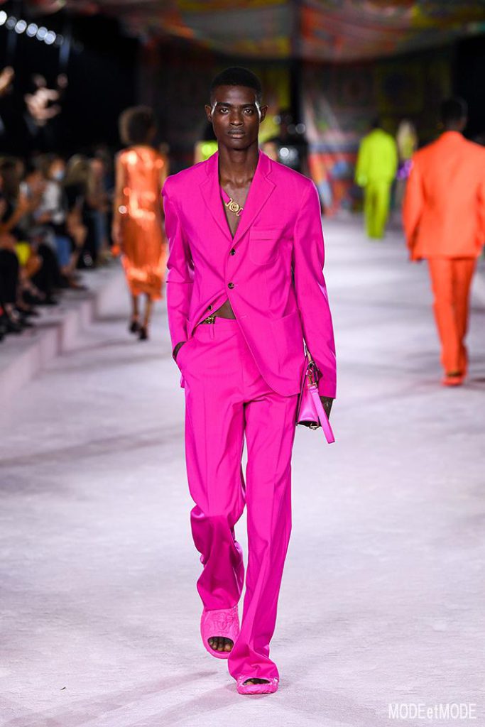 Versace_SS22_068