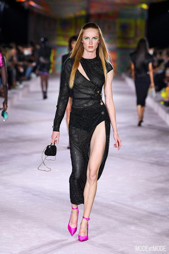 Versace_SS22_074