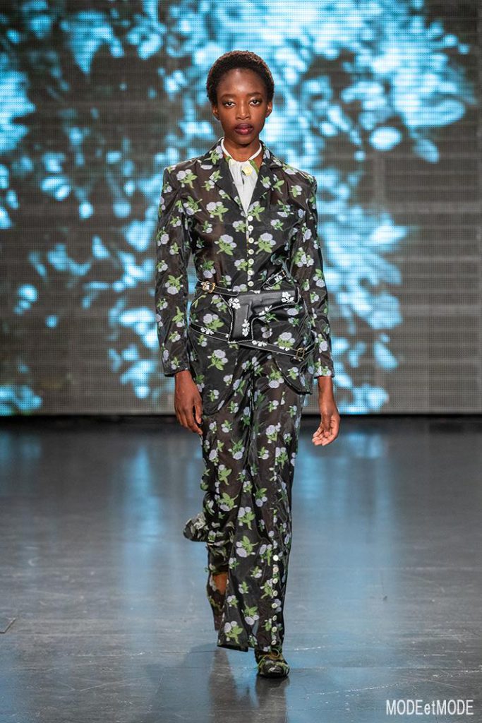 London Fashion Week Spring Summer 2022 – Yuhan Wang