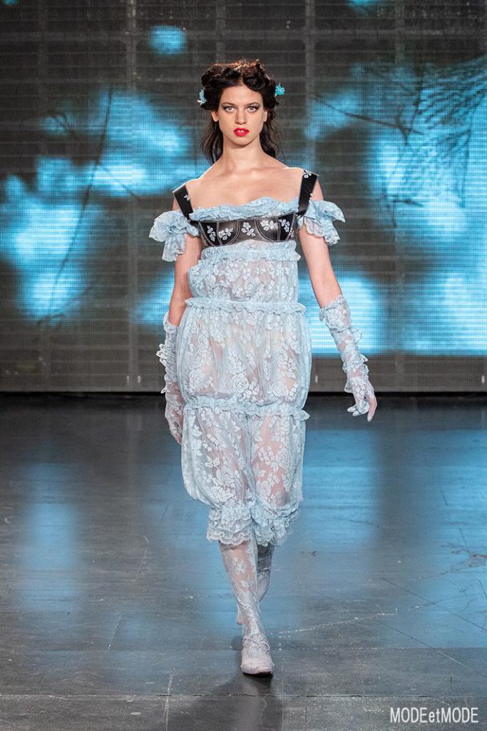 London Fashion Week Spring Summer 2022 – Yuhan Wang