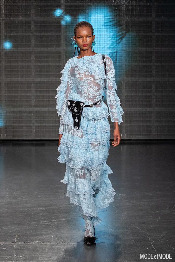 London Fashion Week Spring Summer 2022 – Yuhan Wang