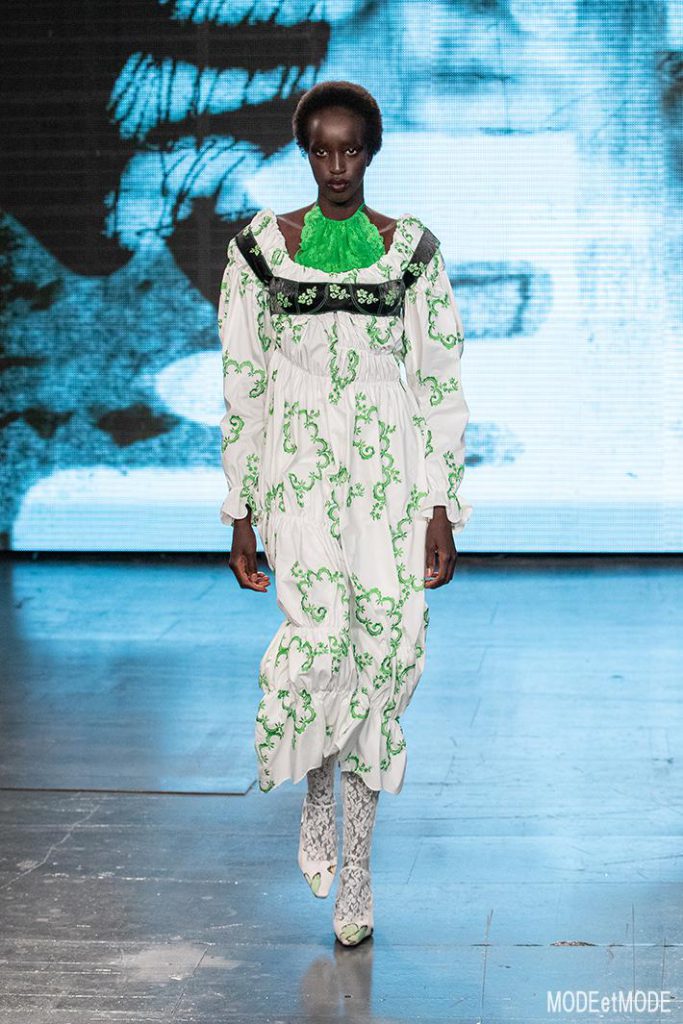 London Fashion Week Spring Summer 2022 – Yuhan Wang