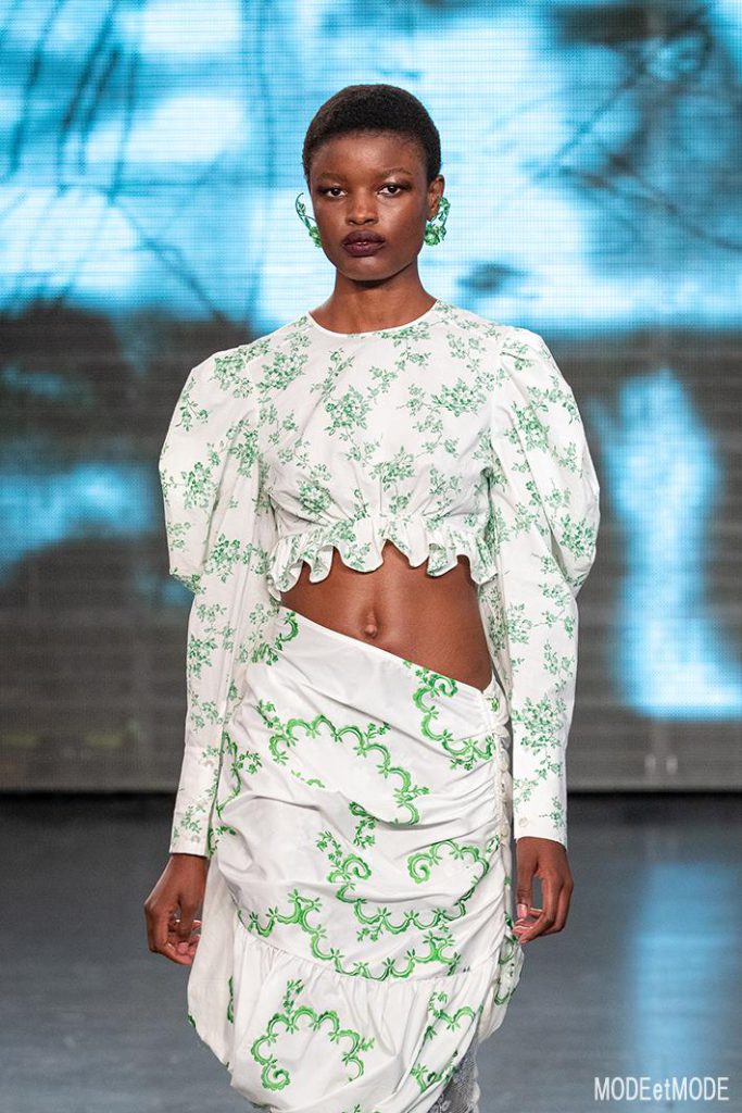 London Fashion Week Spring Summer 2022 – Yuhan Wang