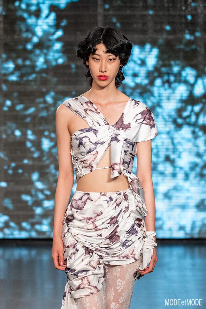 London Fashion Week Spring Summer 2022 – Yuhan Wang