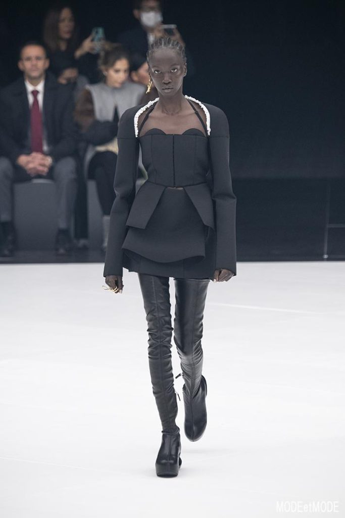 givenchy_SS22_005