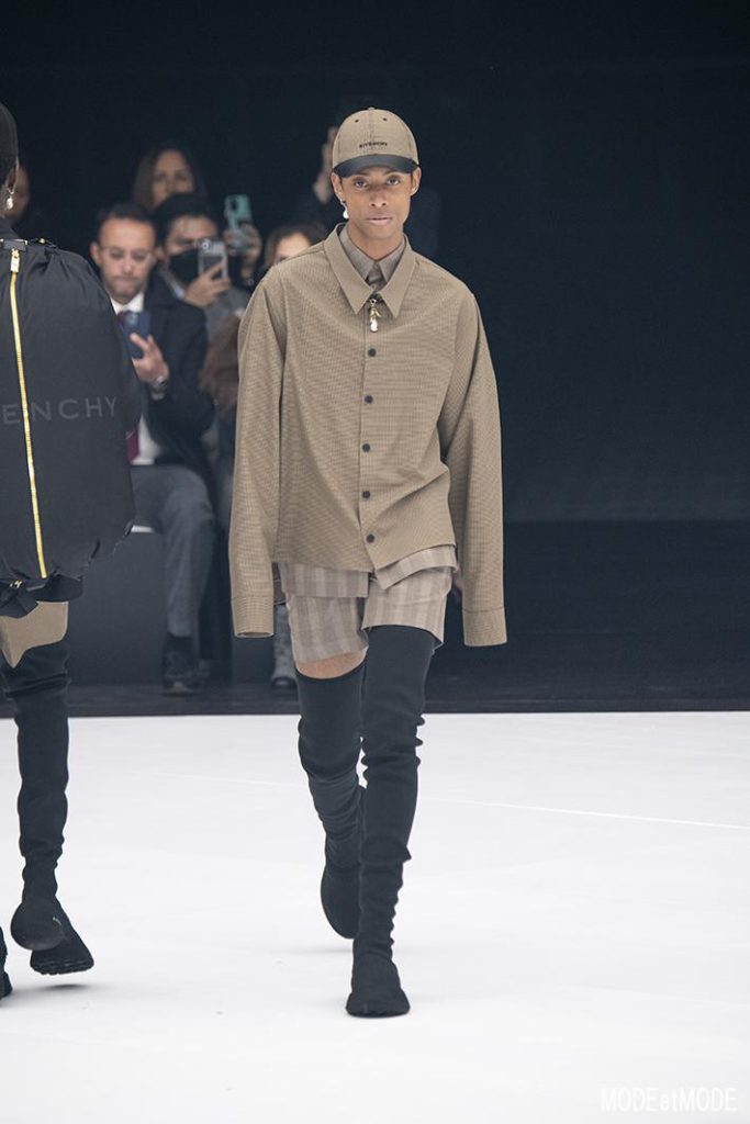 givenchy_SS22_021