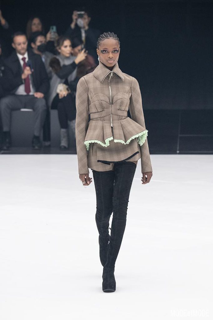 givenchy_SS22_033