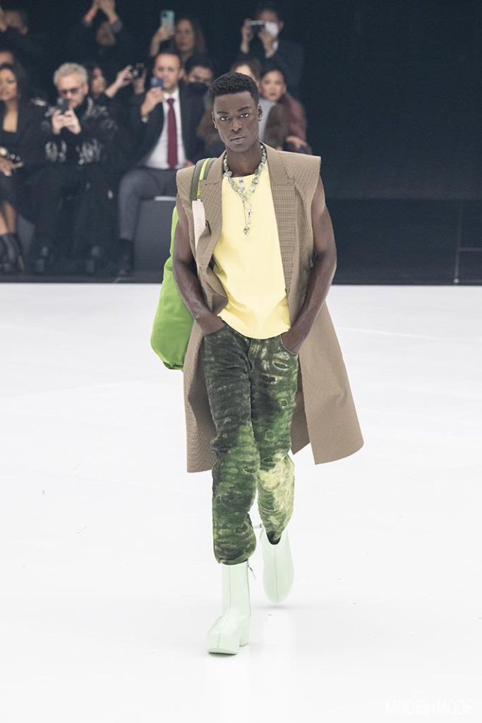 givenchy_SS22_041