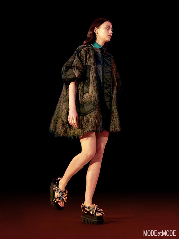 sacai_SS22_024