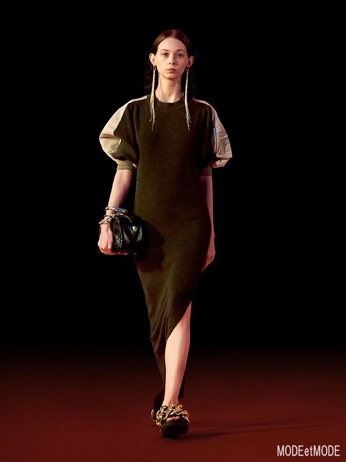 sacai_SS22_027